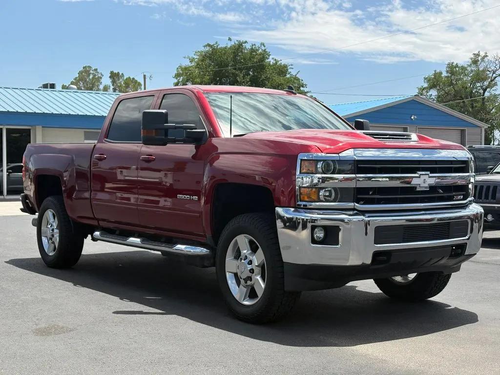 chevrolet silverado 2500hd 2018 1GC1KVEY5JF140716 image chevrolet silverado 2500hd 2018 1GC1KVEY5JF140716 image